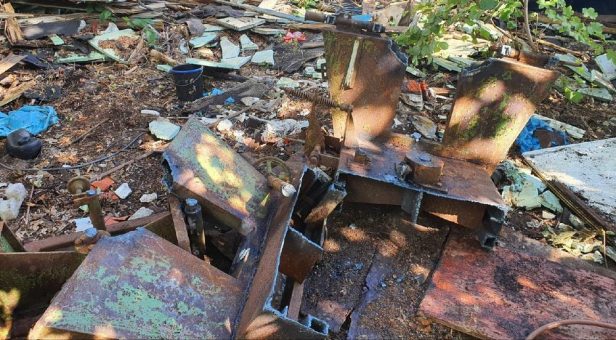 Schneller Service wenn Wir Holen Ihre Schrott Kostenlos ab in Neuss und Umgebung