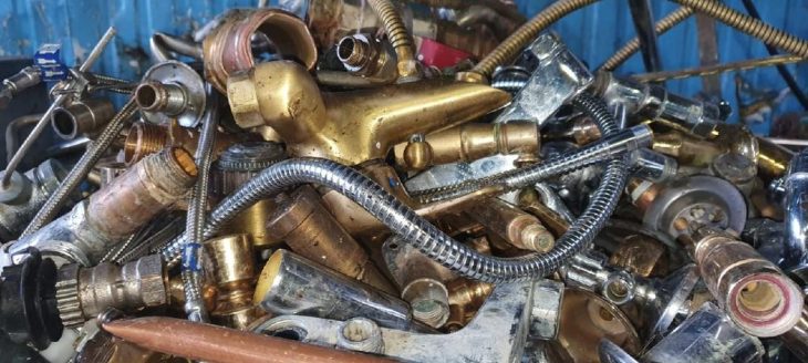 Unser Team aus mobilen Schrotthändlern Kauft Ihren Schrott in Bonn ohne Aufwand für Sie an!