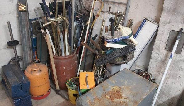 Unser Team aus mobilen Schrotthändlern Kauft Ihren Schrott in Bonn  für Sie an.