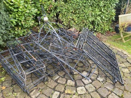 Sie wollen Altmetall oder sonstigen Schrott loswerden und wohnen in Düsseldorf und Umgebung?