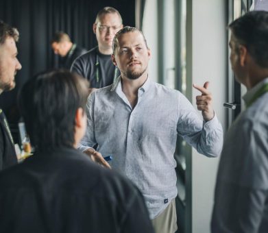 Eine starke Lieferkette beginnt im Warehouse: Entdecken Sie das Warehouse-Management-System storelogix auf der BVL Supply Chain CX.