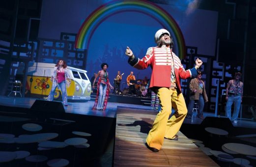 Mit „Yesterdate“ geht es am Aalto Musiktheater wieder zurück in die 60er