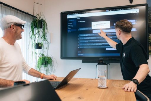 Künstliche Intelligenz – Was Mittelständler jetzt konkret tun können Motivierender Leitfaden für den zukunftssicheren Mittelstand