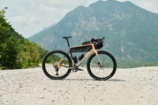 Mehr Möglichkeiten, mehr Abenteuer: ROSE Bikes launcht neues Backroad Gravelbike.