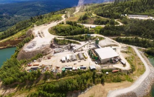 Vertrauen in Finanzmärkte schwindet – Gold gewinnt an Attraktivität