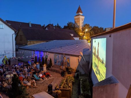 Open Air-Kino bei Wohnzimmer-Feeling und Sommerfestival