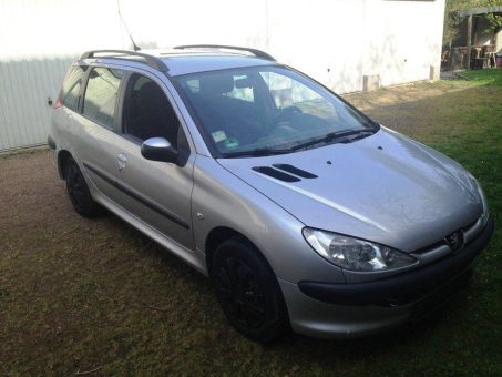 Unfallwagen und Schrottauto Ankauf beim Autoankauf Ludwigsburg