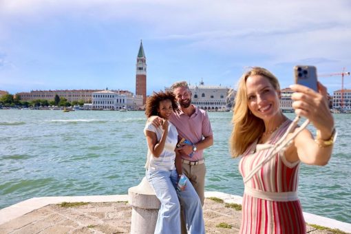 VIVA Cruises hebt Flusskreuzfahrt auf neues Niveau: Zweites Schiff für VIVA Boutique startet ab Venedig