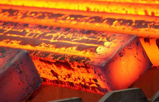 Metalloinvest beauftragt SMS Concast mit der Modernisierung einer Stranggießanlage bei Ural Steel