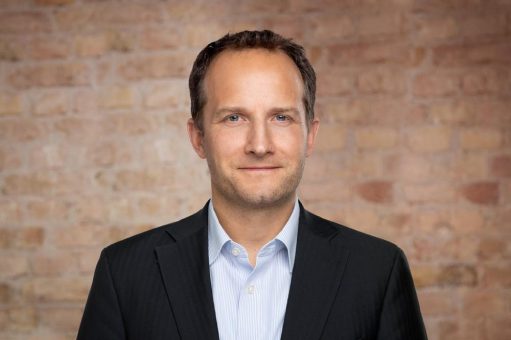 Björn Jüngerkes erweitert Geschäftsführung von zinsbaustein.de