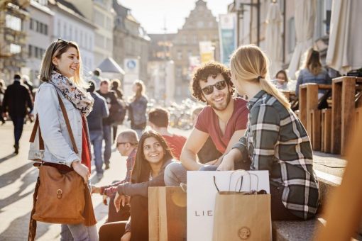 Verkaufsoffener Sonntag mit Eröffnung des Bahnhofplatzes und Bio-Markt