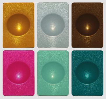 ROWA Masterbatch (be)kennt Farbe