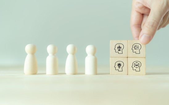 Upskilling in Zeiten des Fachkräftemangels: Welche Rolle spielt ein Personaldienstleister?