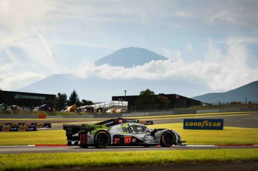 Beide PEUGEOT 9X8 untermauern ihre Leistung mit einem zweiten Platz und einem Platz unter den Top 5 in Japan