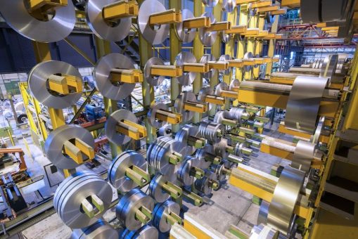 Hightech- Werkstoff von thyssenkrupp schafft Energieeffizienz: Elektroband des Stahlherstellers trägt zu erfolgreicher Energiewende bei
