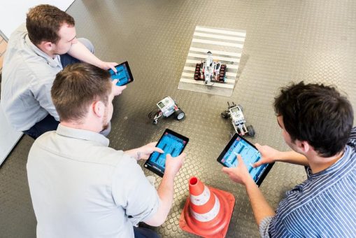 Über 400 neue Auszubildende starten im Stahlbereich von thyssenkrupp in Duisburg, Bochum, Dortmund, Gelsenkirchen, Hagen, Andernach, Finnentrop und Kreuztal