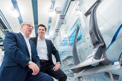 Gut in Form: thyssenkrupp liefert passend zugeschnittene Formplatinen