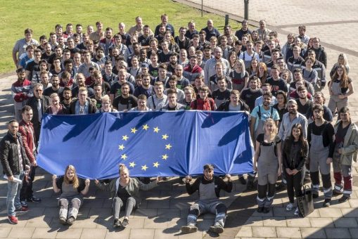 60 Jahre Europäische Gemeinschaft: Über 100 Auszubildende setzen sich bei thyssenkrupp in Duisburg mit der Bedeutung und dem Sinn der EU auseinander