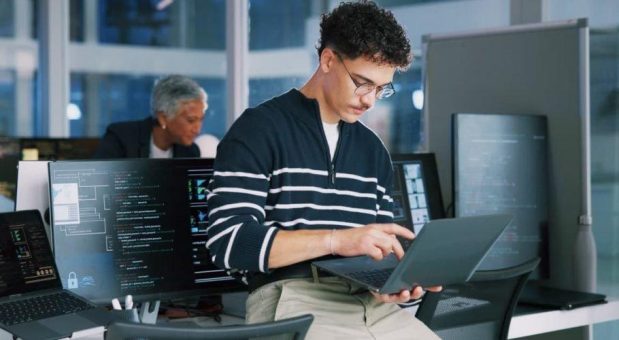 Cybersicherheit im Onboarding: vom größten Risiko zur stärksten Verteidigungslinie