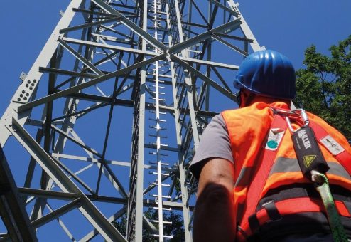 Maximaler Schutz für Alleinarbeitende: e*Message präsentiert Intelligente PNA-Lösung  e*inzelarbeiter