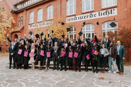 25 Graduierte an der Theologischen Hochschule Friedensau