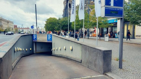 Q-Park übernimmt Parkobjekt Dom Aquarée im CityQuartier in Berlin