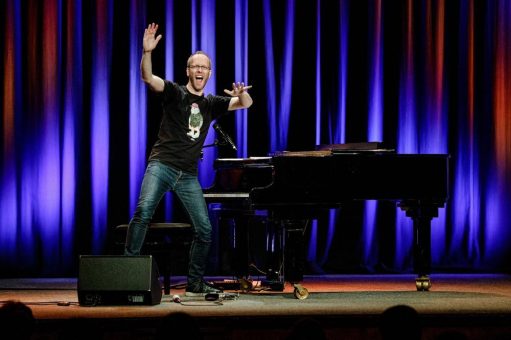 Krankheitsbedingte Änderungen beim Spielplan am SA den 25.10.10. Lachmesse Leipzig