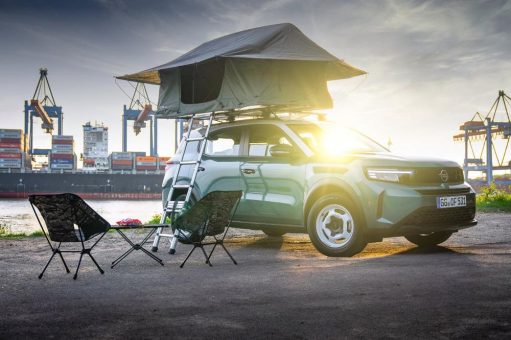 Für pures Outdoor-Erlebnis: Der neue Opel Frontera mit Dachzelt