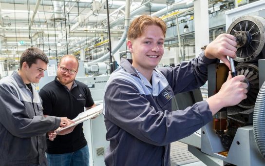 Erster Arbeitstag für 177 Auszubildende bei Opel