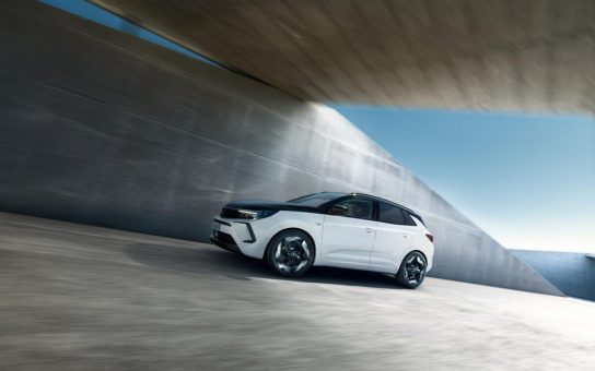 Der 75-millionste Opel: Ein neuer Grandland GSe „made in Eisenach“
