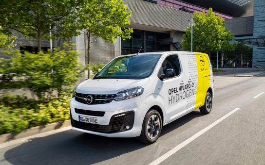 Elektrifiziert mal drei: Opel bei der New Mobility Rallye 2022