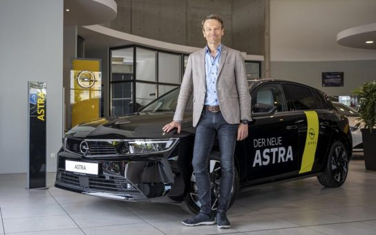 Opel-Tag begeistert: Bundesweit großes Interesse am neuen Astra
