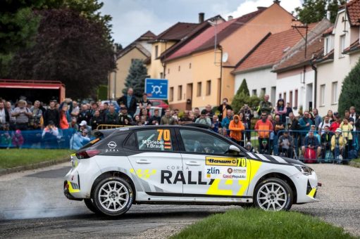 ADAC Opel Rally Junior-Team startklar: Mit dem Corsa Rally4 zur EM