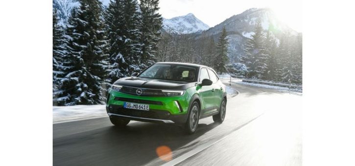 Wohlfühlfaktor serienmäßig: Mit dem Opel Mokka-e in den Schnee