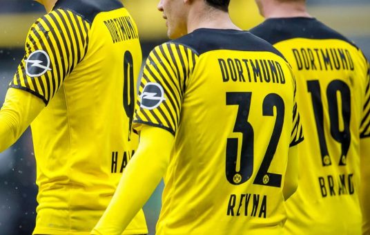 Opel wünscht seinen Partnern Jürgen Klopp und Borussia Dortmund viel Erfolg in der neuen Fußball-Saison