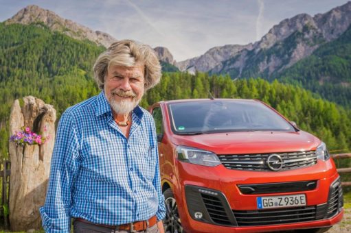 Gipfeltreffen in Südtirol: Reinhold Messner und die Elektro-Vans von Opel