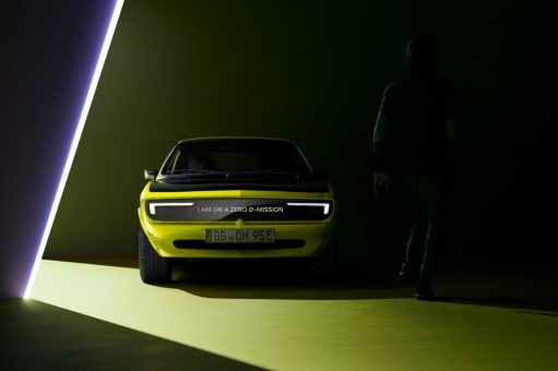 Neuer Opel Manta GSe ElektroMOD strahlt übers ganze Gesicht