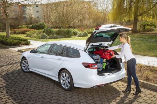 Ab in den Urlaub: Am besten mit den Raumriesen von Opel