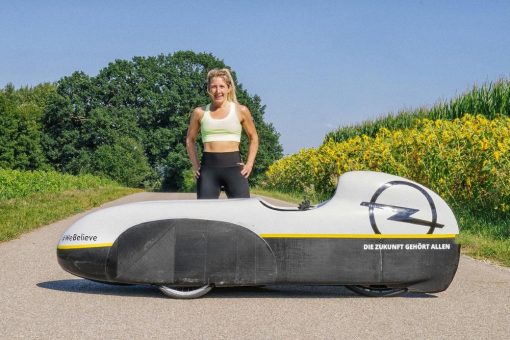Opel unterstützt 24-Stunden-Weltrekordversuch von Nici Walde