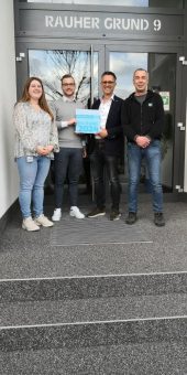 SKZ vergibt Premiumpartner Auszeichnung im Bereich der Bildung an die Gebrüder Schmid GmbH