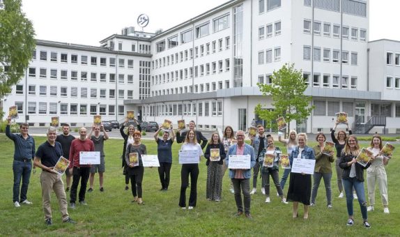 Vogel-Azubis spenden 10.000 Euro