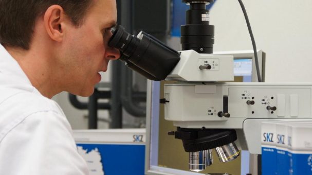 30 Jahre Expertise: SKZ klärt Fragen zur Schadensanalytik von Kunststoffen und -produkten