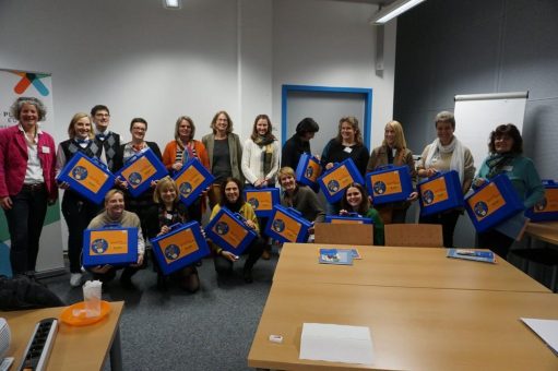 Lehrerfortbildung zur frühen MINT-Bildung zu Gast im Kunststoff-Zentrum SKZ