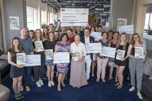 Vogel-Azubis spenden 15.000 Euro