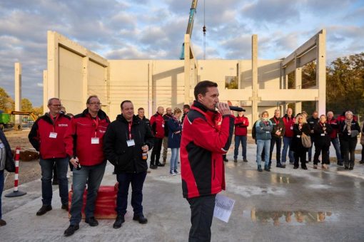 Goldbeck und Brinck feiern Stützenfest für Neubau im Hansa-Businesspark
