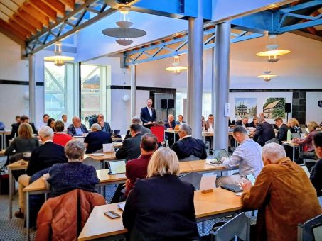 Dr. Mischak: Sozialausgaben auf Dauer nicht finanzierbar