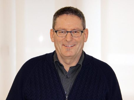 TÜV SÜD übergibt 500. Zertifikat nach EN 1090-1 an Herger + Koch