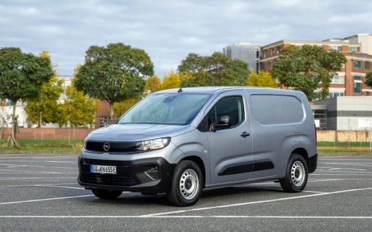 Opel Combo Electric: Kompakttransporter jetzt mit bott-Ausbau
