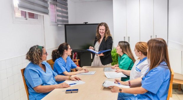 Pflege digitalisieren – auch wenn keiner Zeit dafür hat