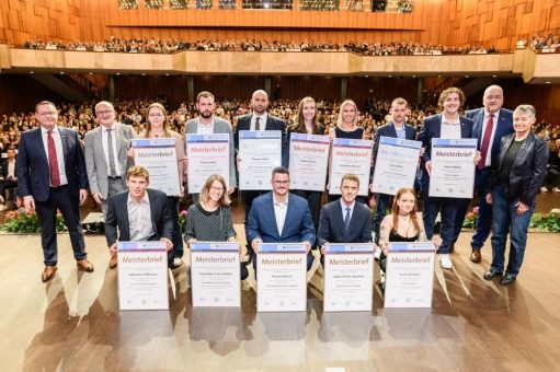 Harte Arbeit, großer Lohn: Handwerkskammer feiert ihre Meisterinnen und Meister 2025